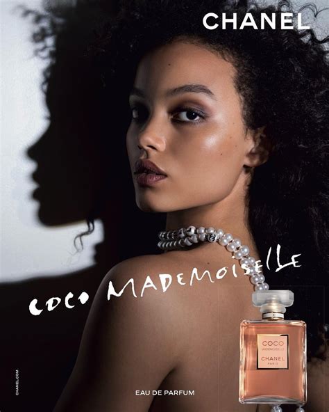 Coco Mademoiselle di Chanel sceglie Whitney Peak 